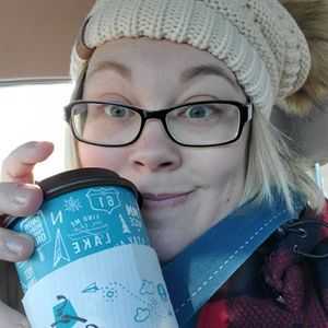 Meet your Posher, Joy